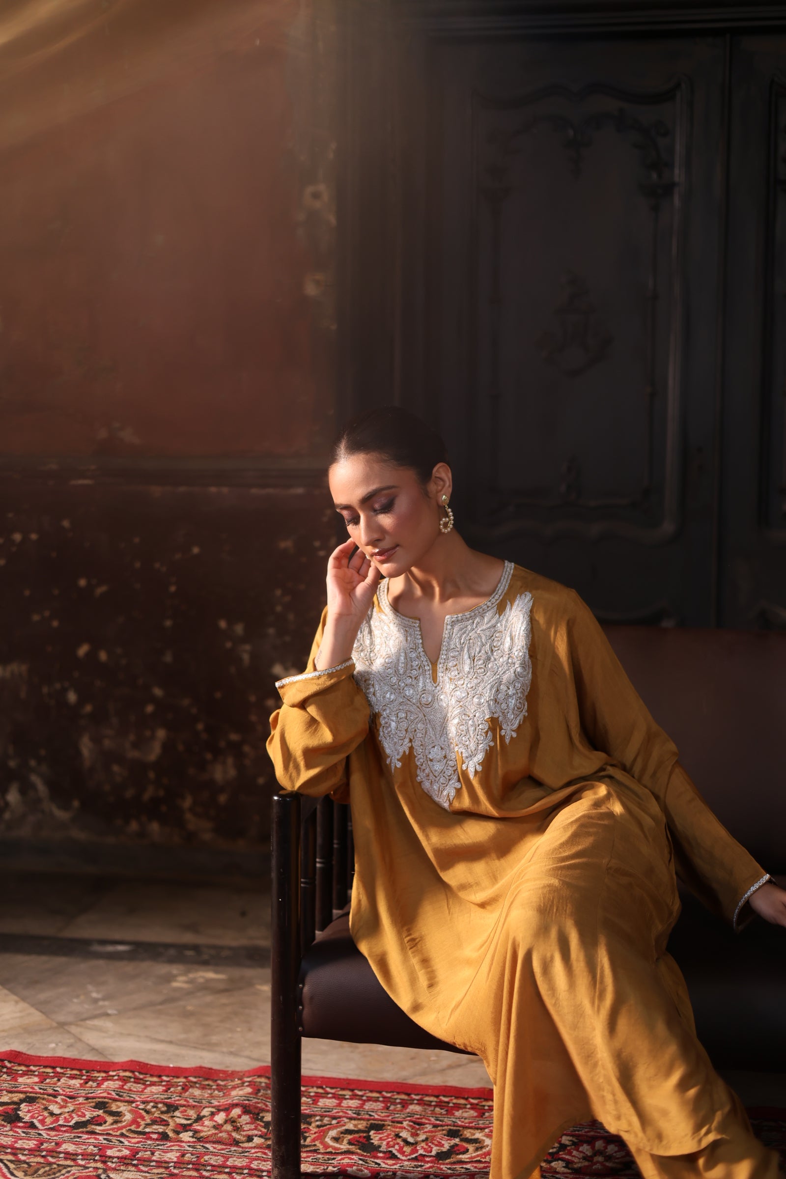 TILLA EDIT - Beige Mustard