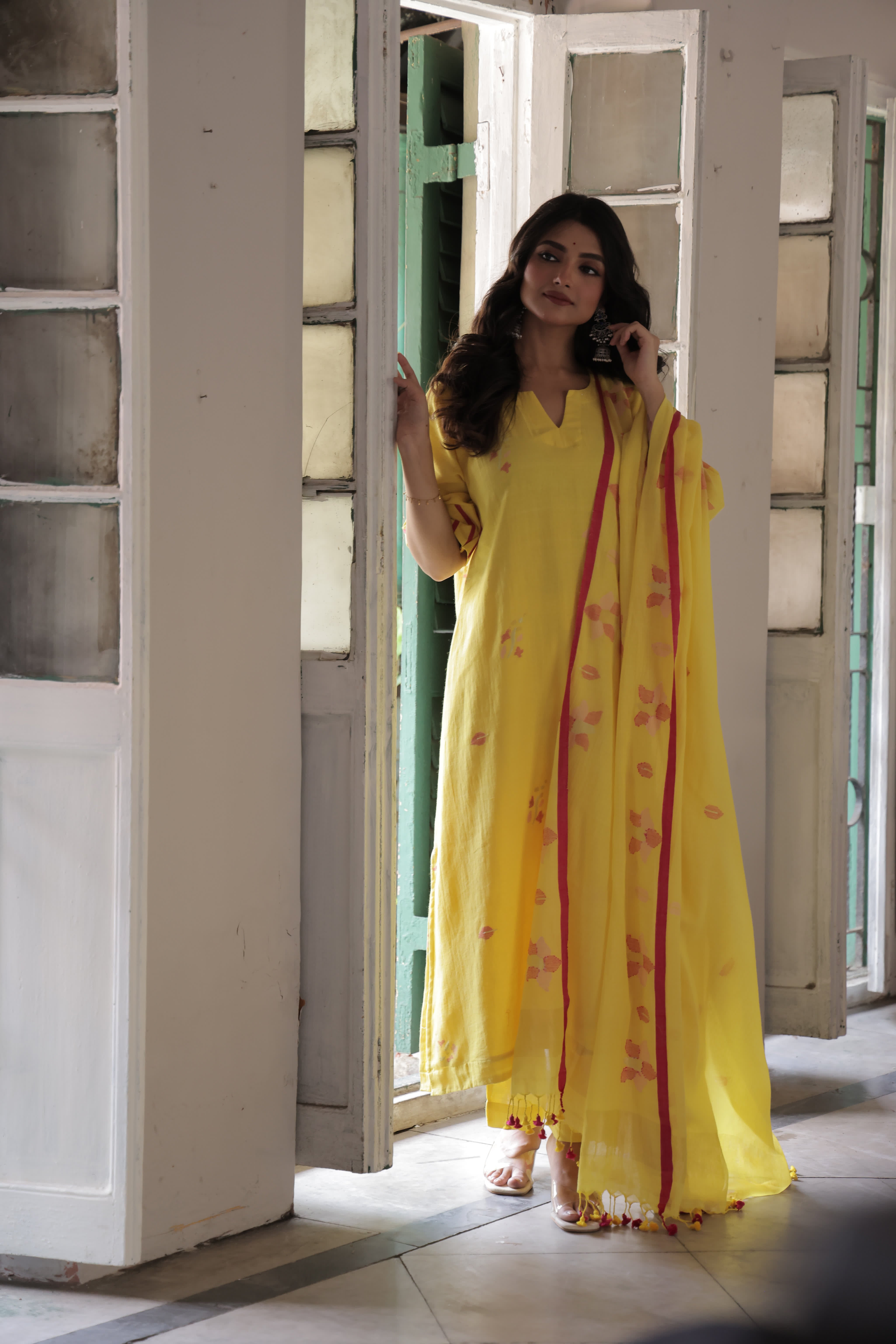 Svara (Mulmul Jamdani)