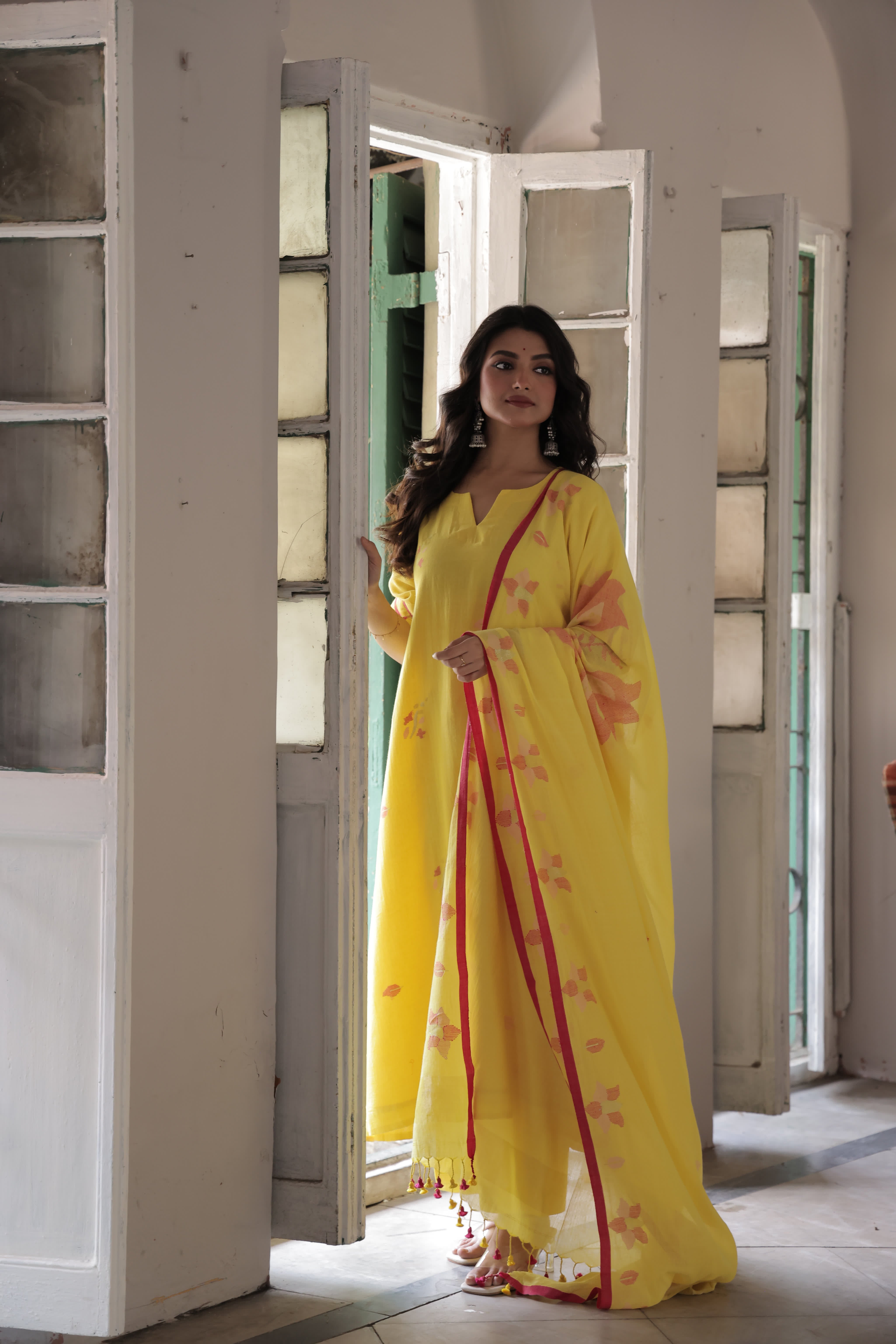 Svara (Mulmul Jamdani)