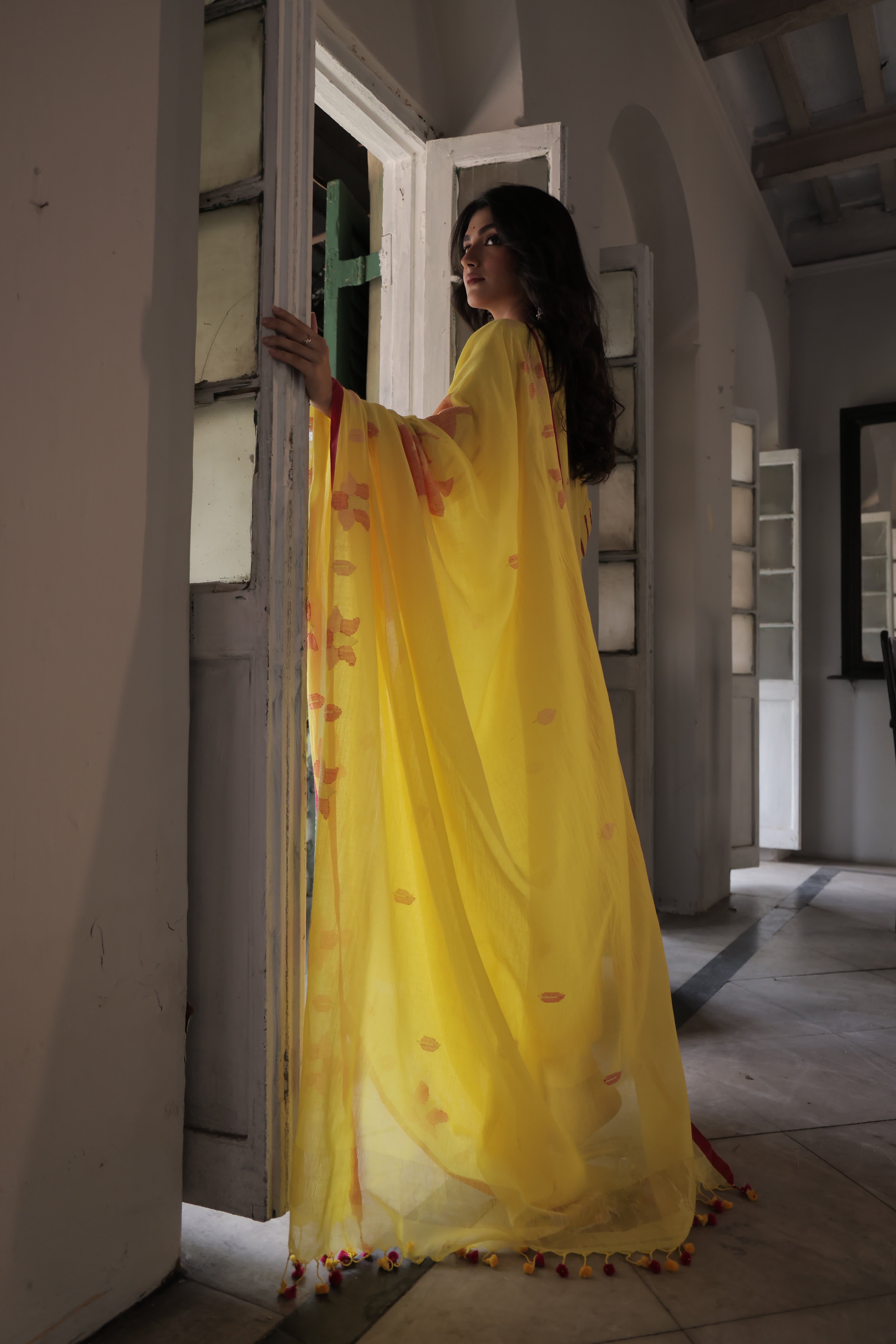 Svara (Mulmul Jamdani)