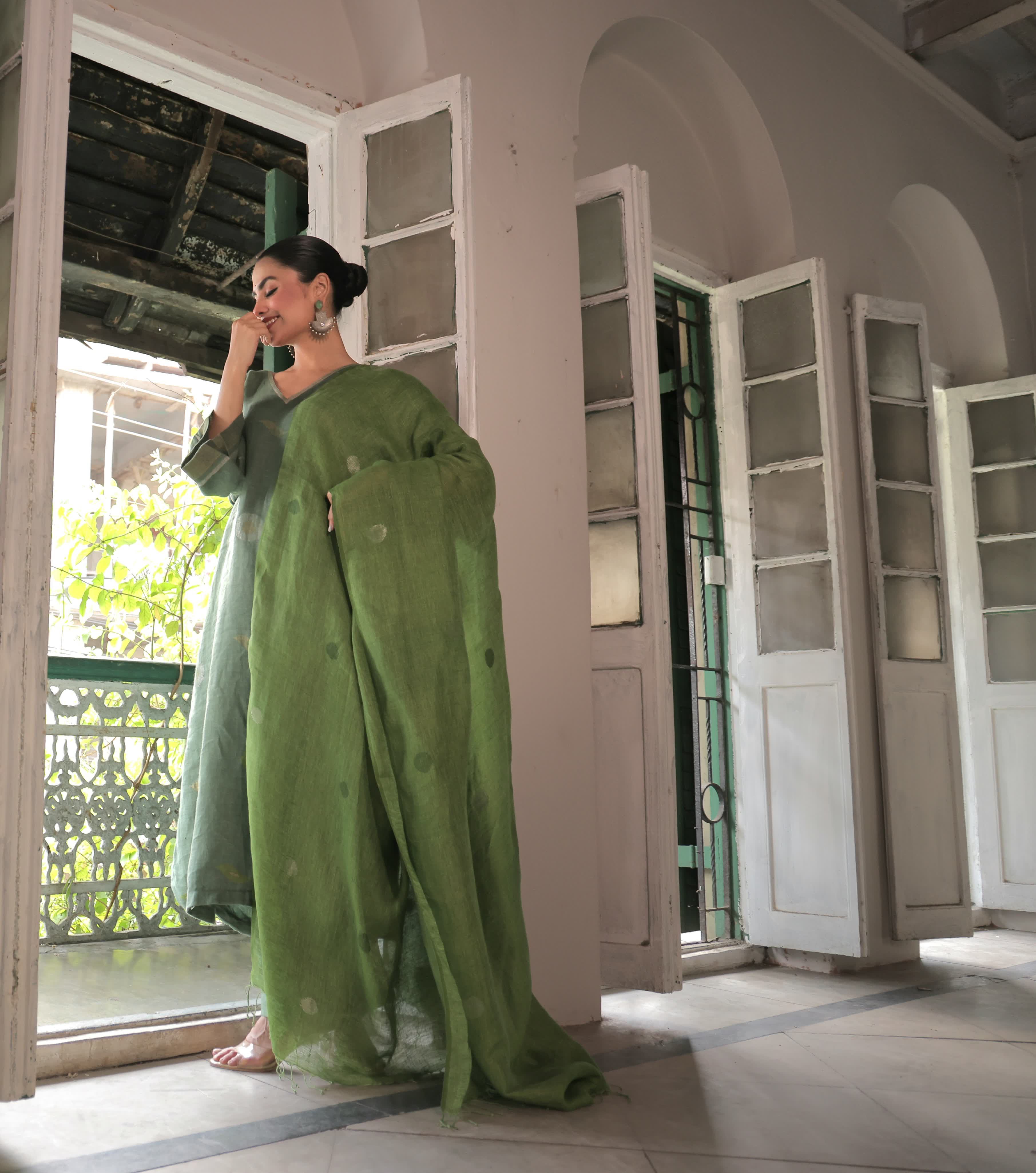 Zaar - Green (Linen Jamdani)