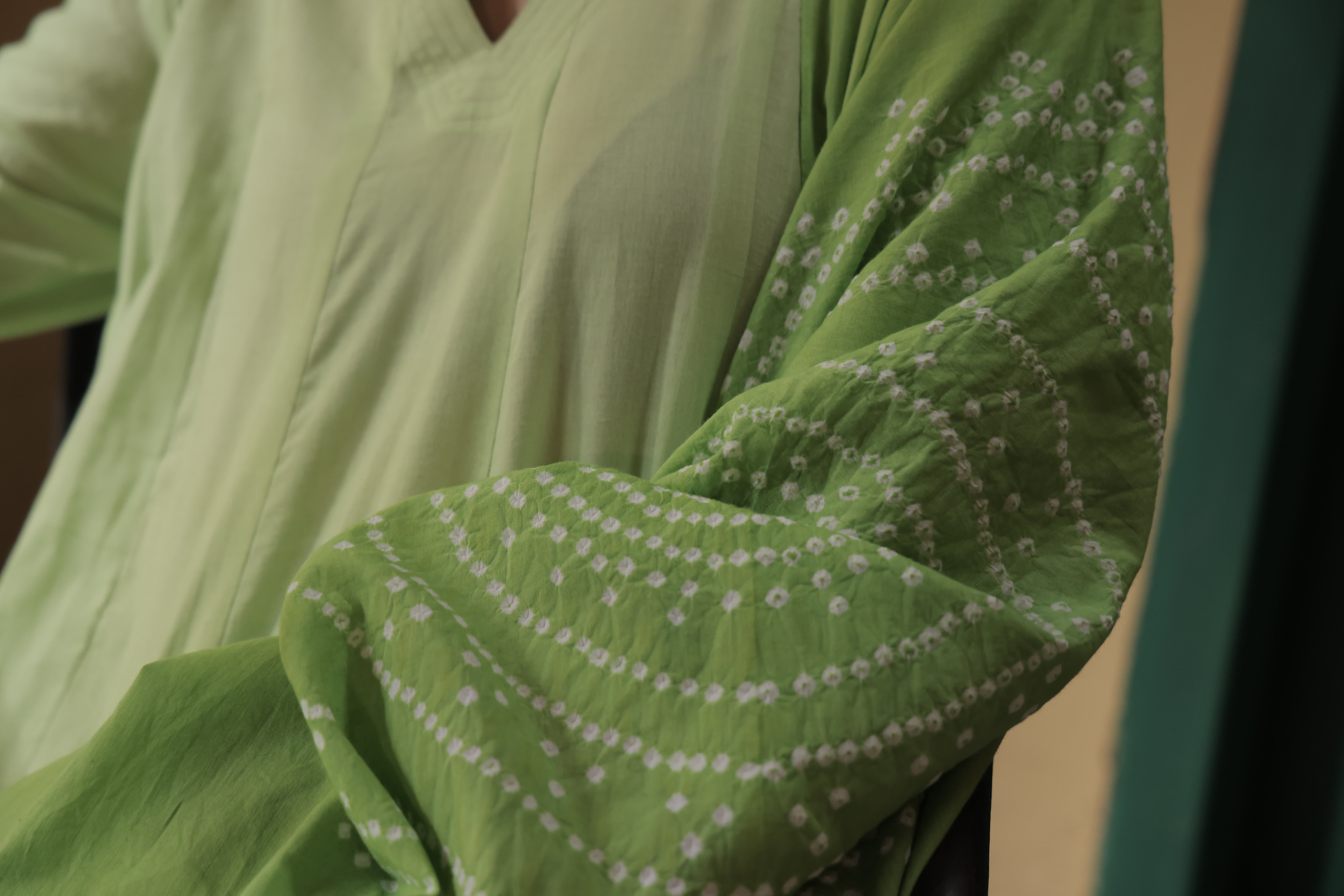 Raunaq-Green (Cotton Bhandej)