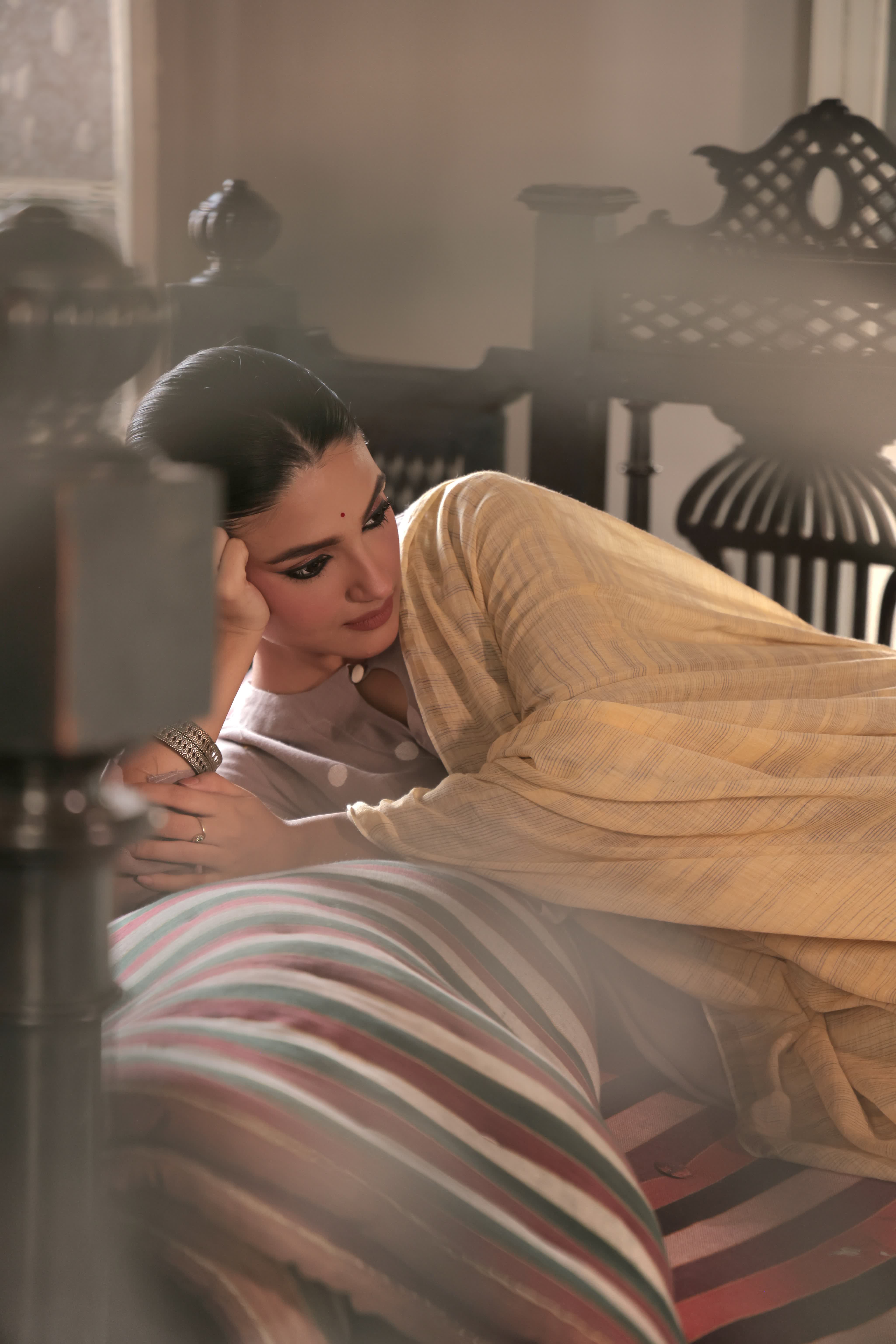 Dhoop (Mulmul Jamdani)