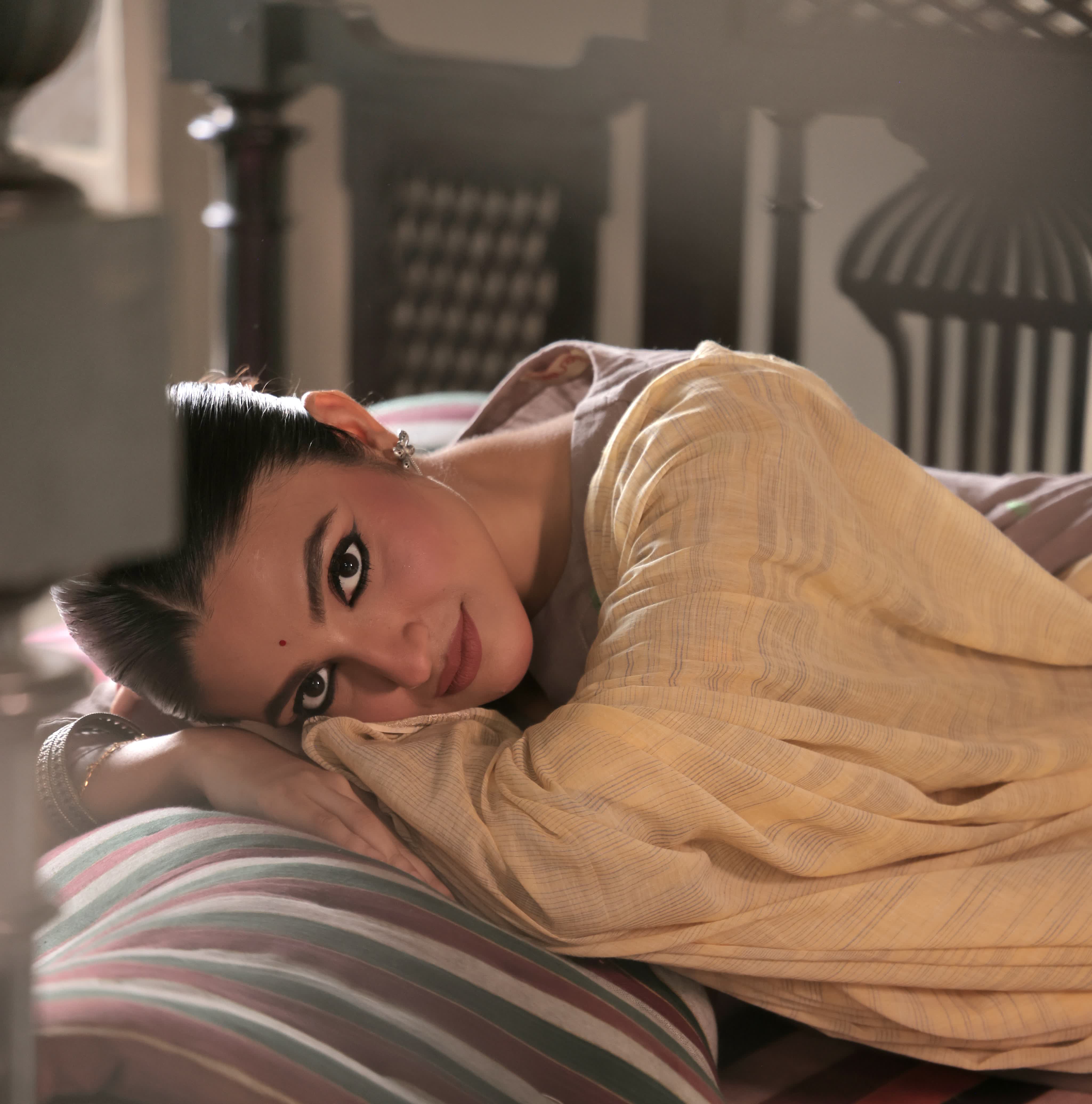 Dhoop (Mulmul Jamdani)