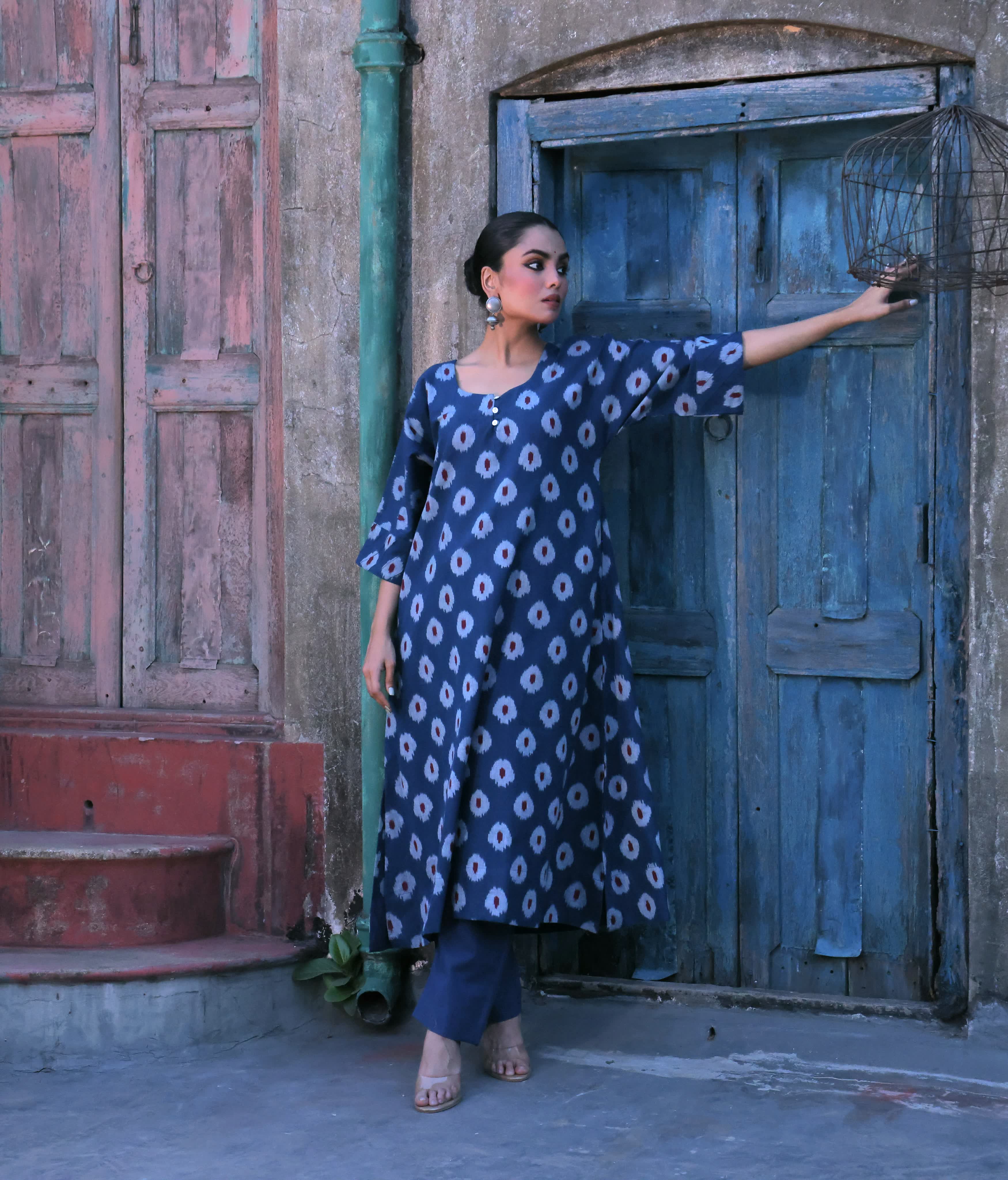 Indie blue (Ikat Handloom Cotton)