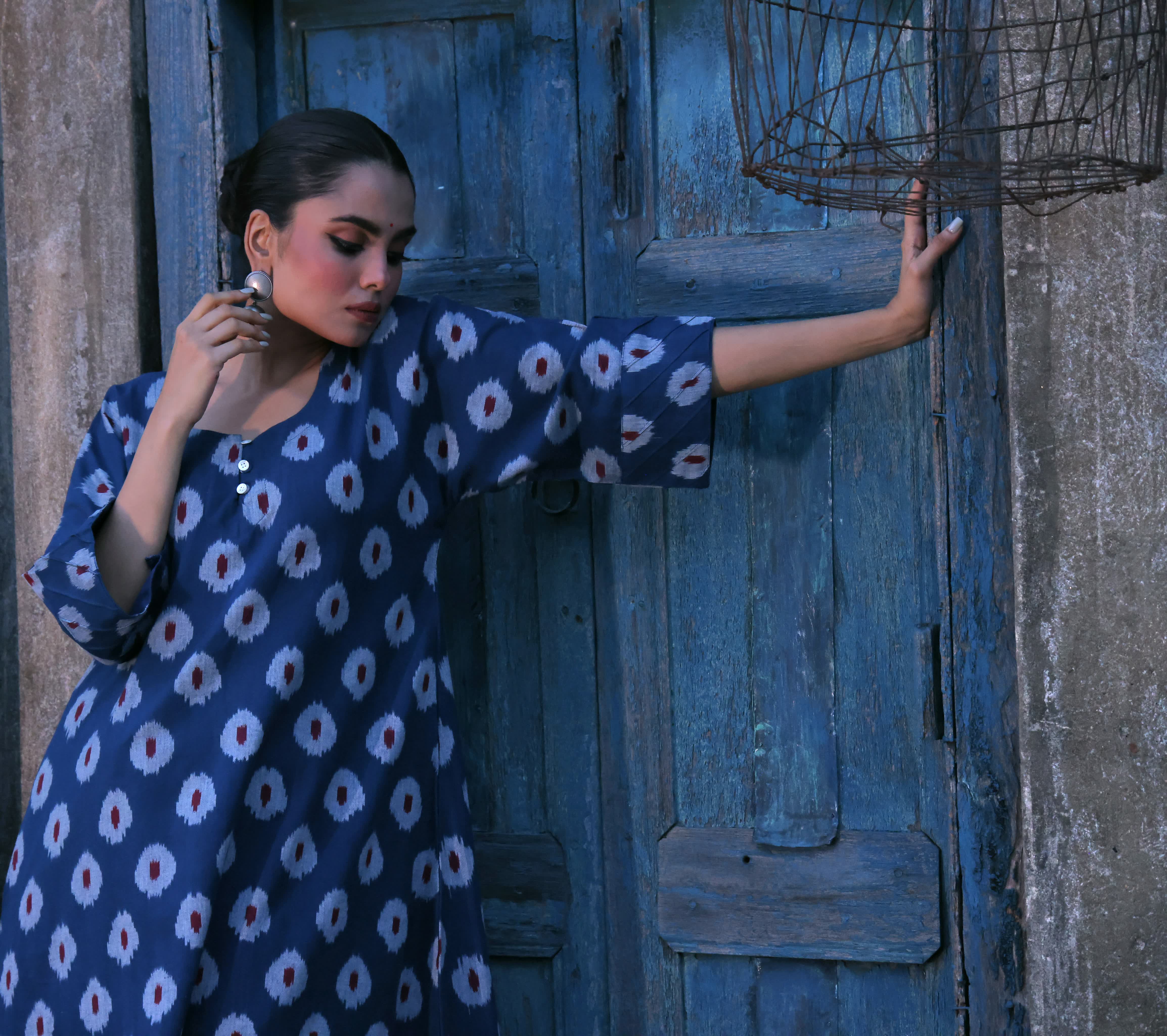 Indie blue (Ikat Handloom Cotton)