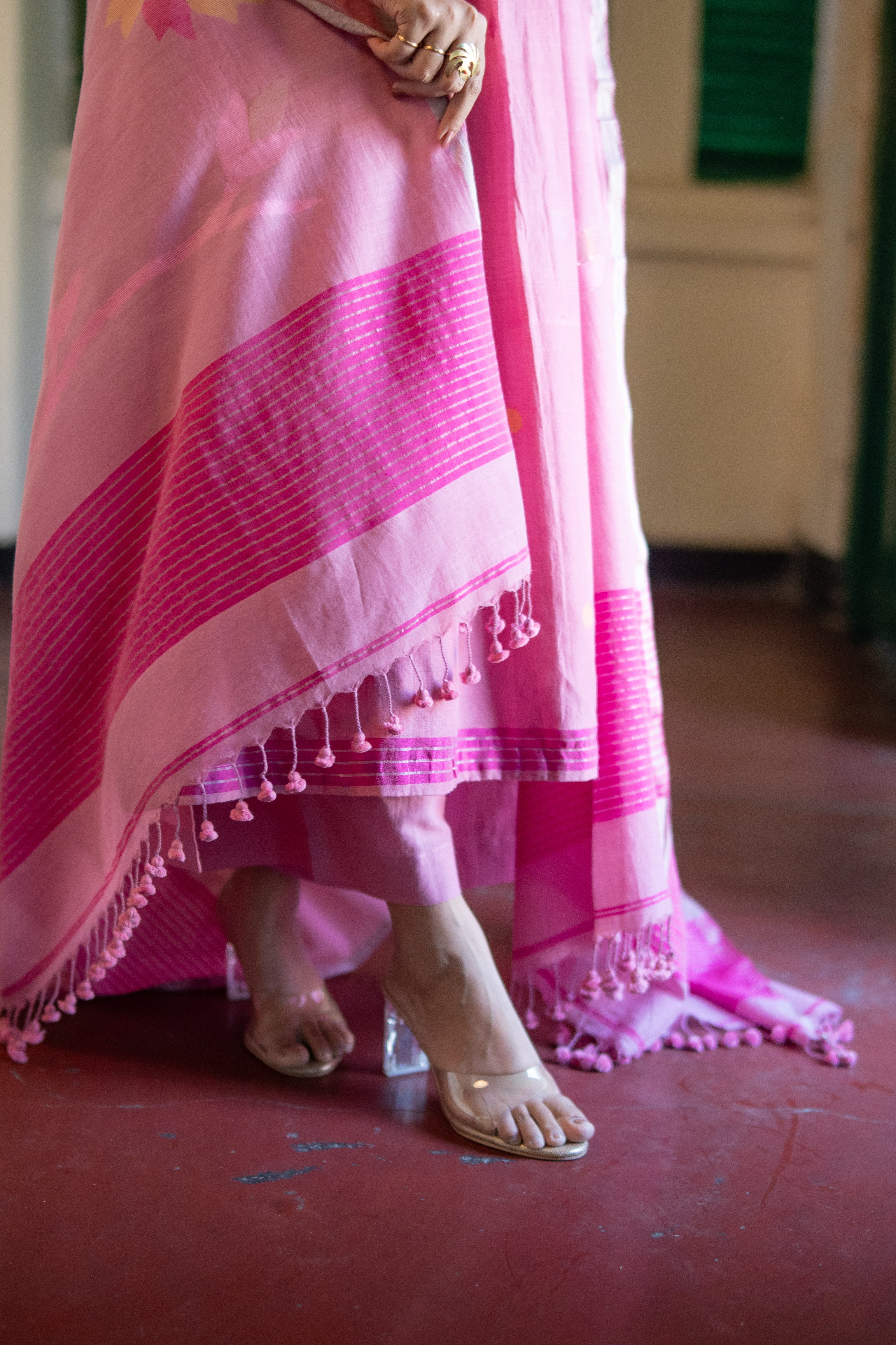 Gulnaar (Mulmul Jamdani)