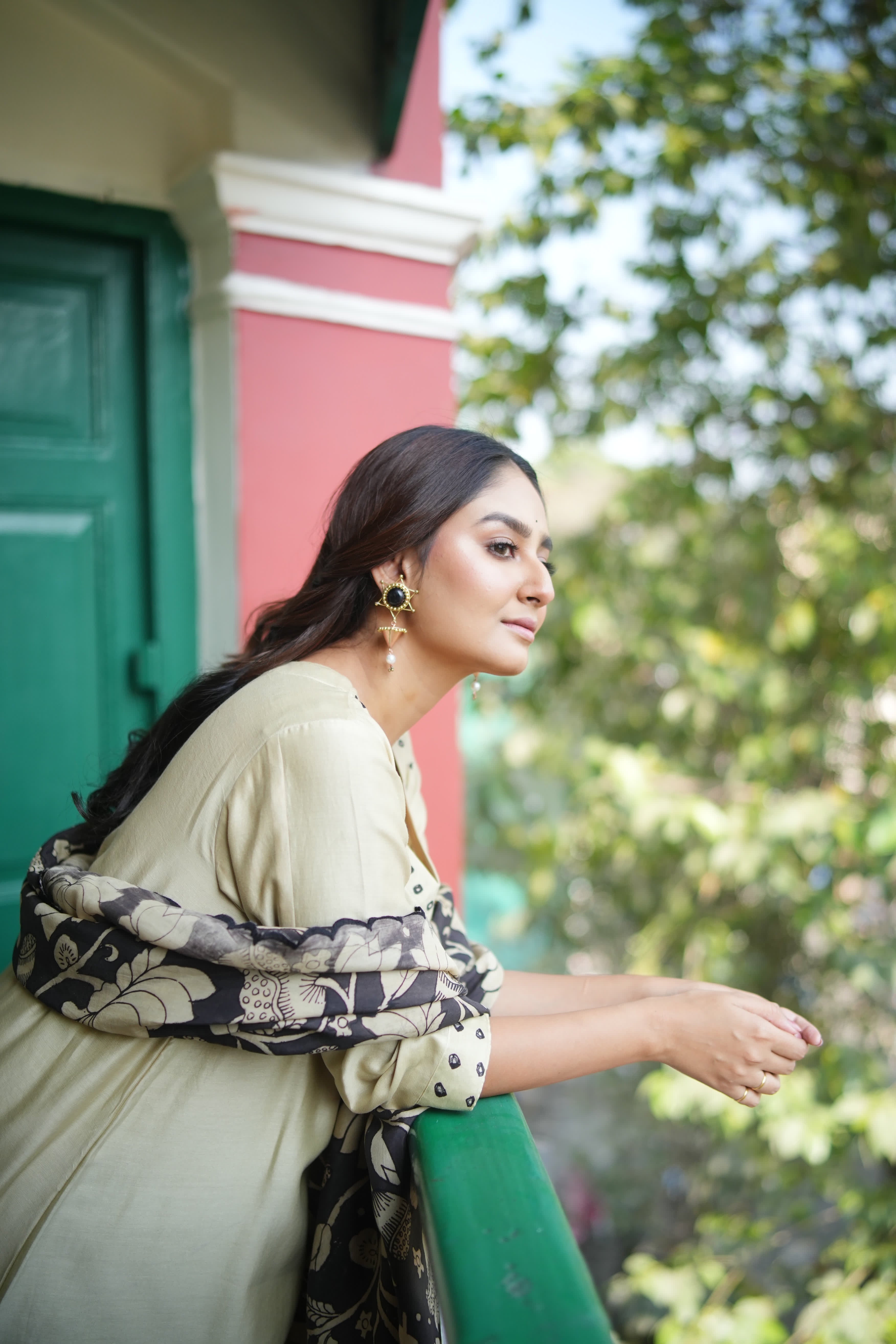 Chitra-Beige Black (Mulmul Chanderi kalamkari & bhandej)