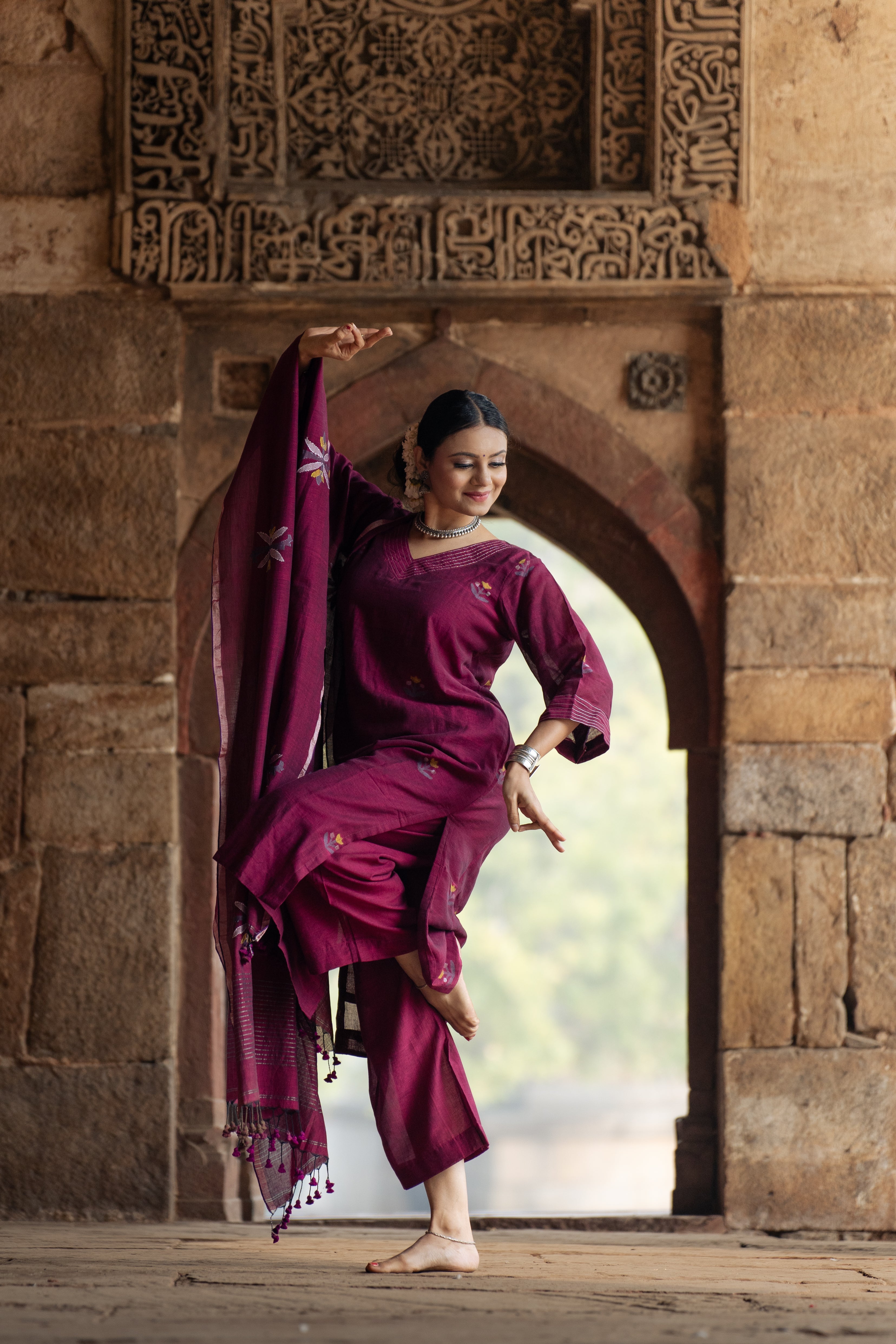 Magenta Muse (Mulmul Jamdani)