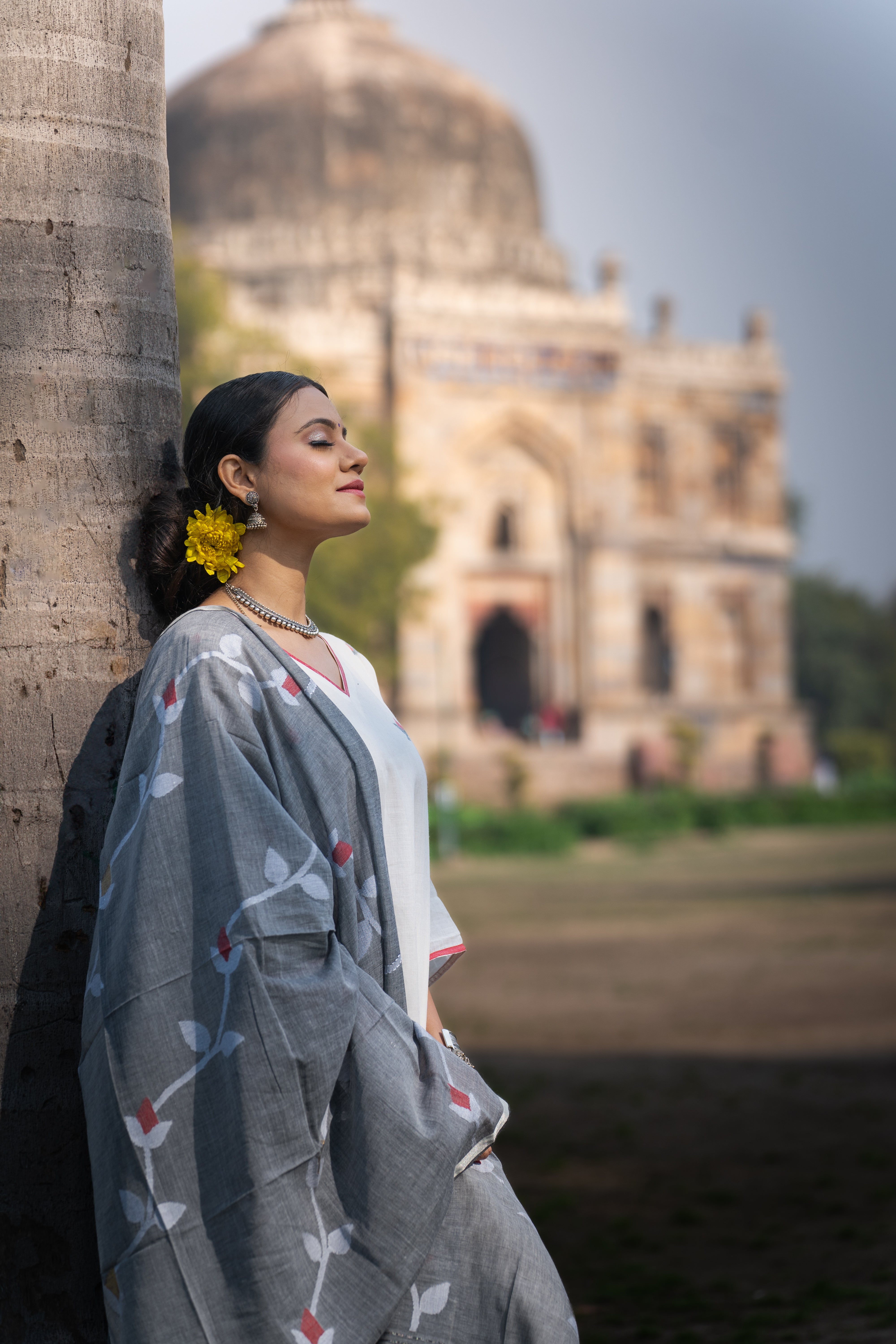 Misty Ivory (Mulmul Jamdani)