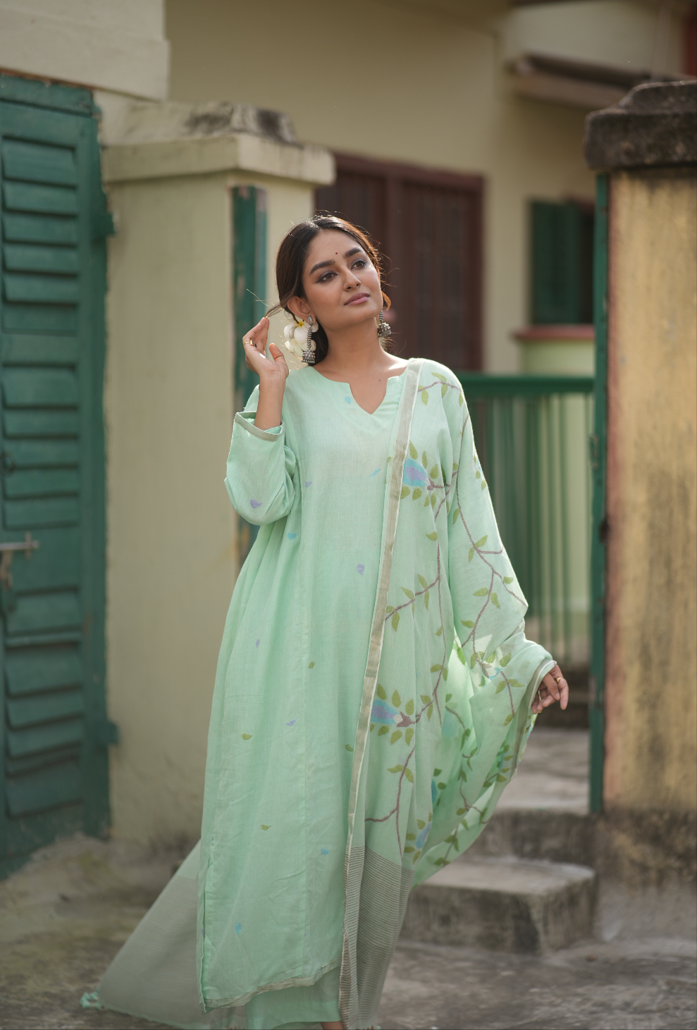 Emerald Bloom (Mulmul Jamdani)