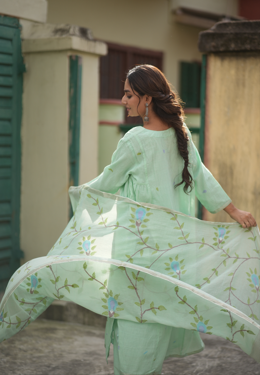 Emerald Bloom (Mulmul Jamdani)