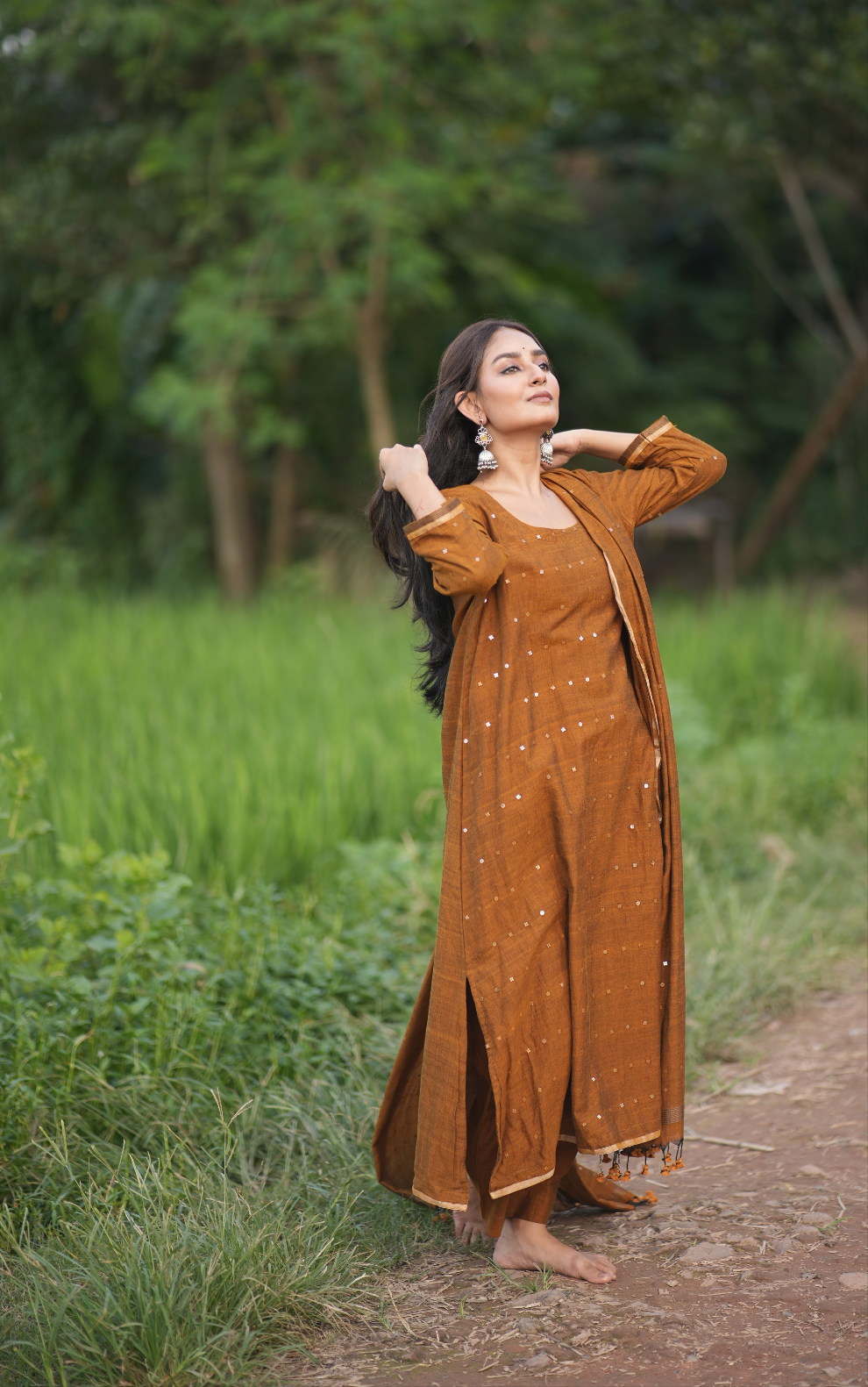 Earthen Gleam (Mulmul Box Sequin)