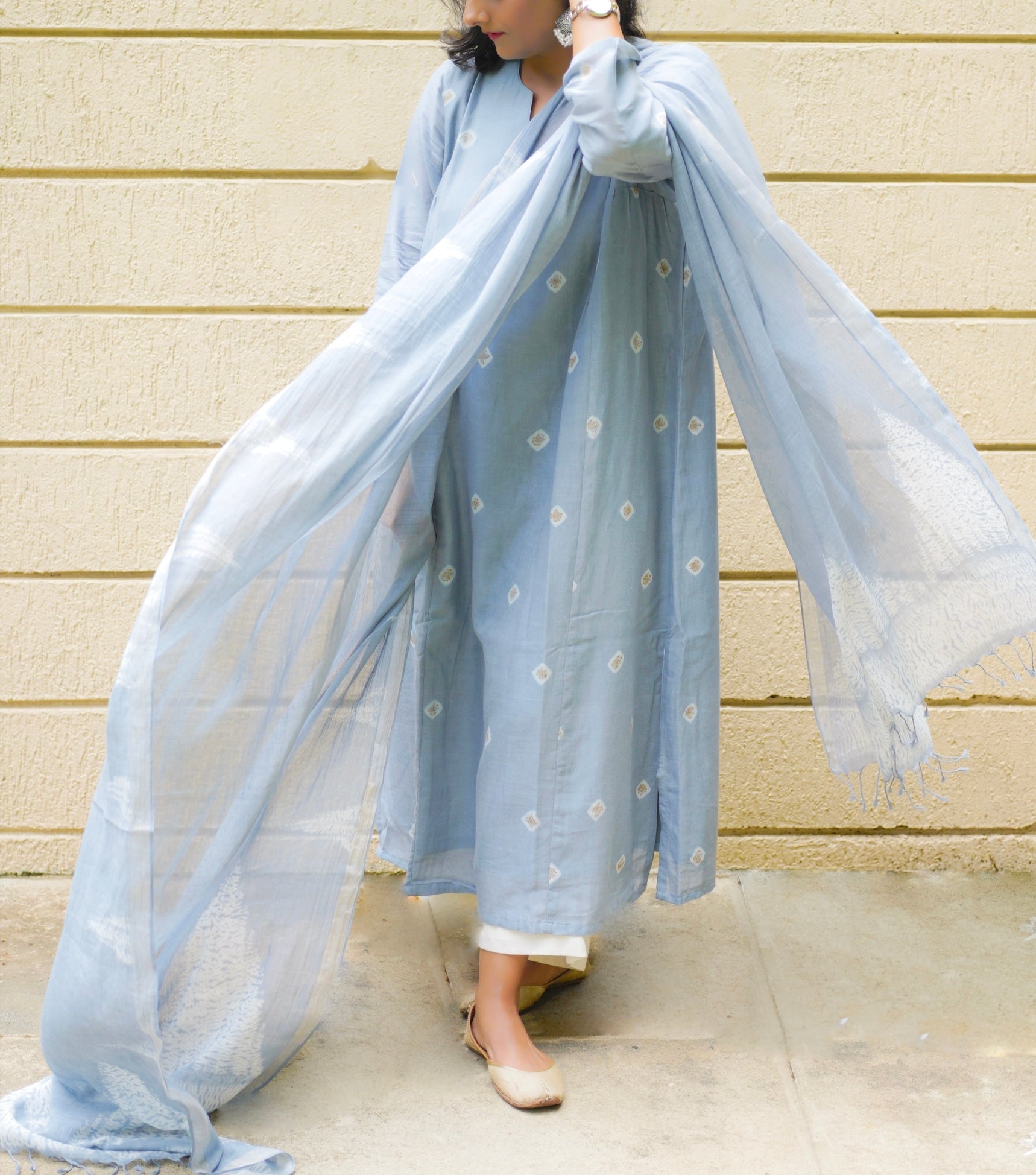 Cloudy Charm (Mulmul Bhandej)