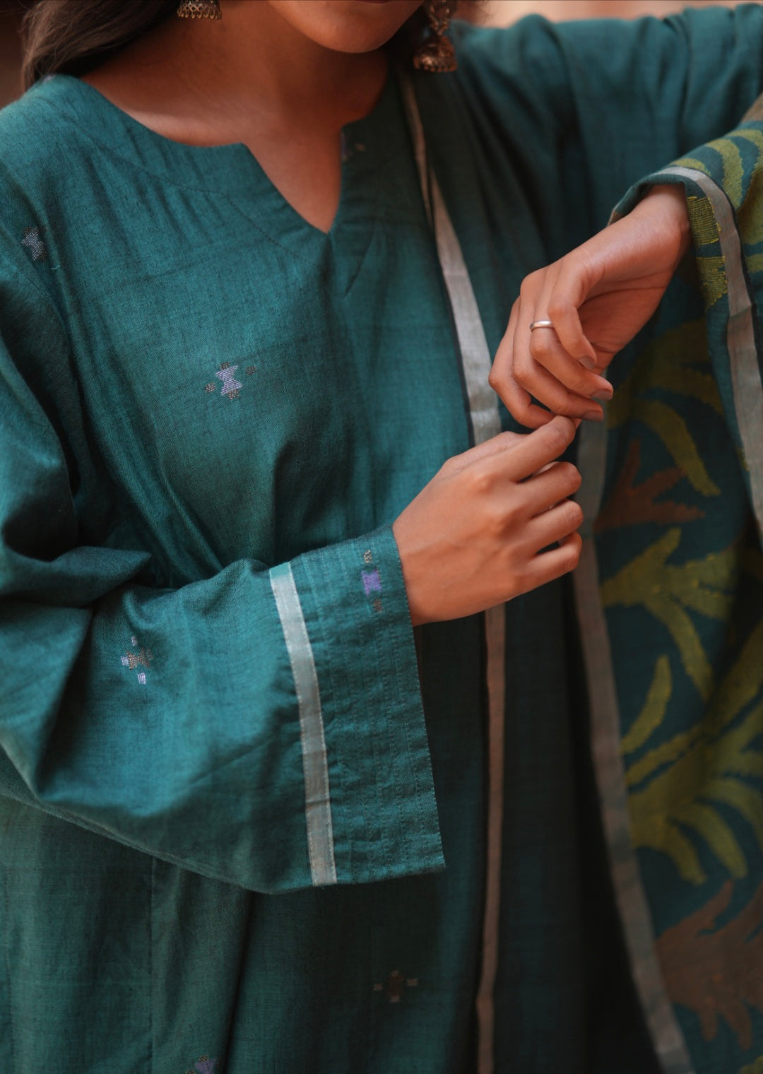 Teal Bloom (Mulmul Jamdani)