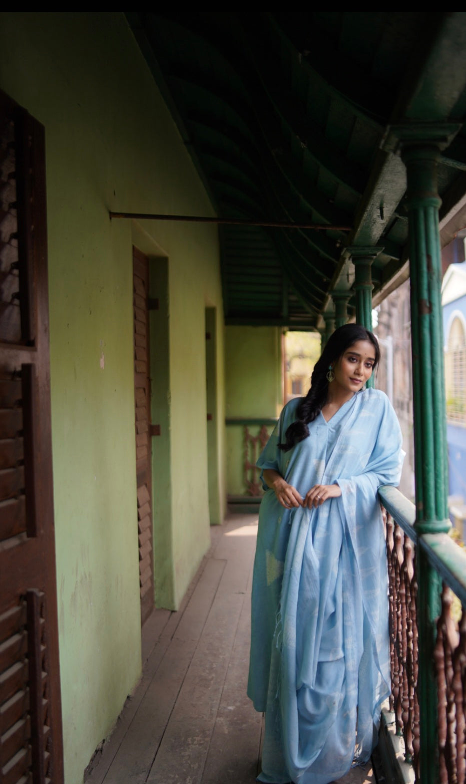 Blue Fog (Mulmul Bhandej)