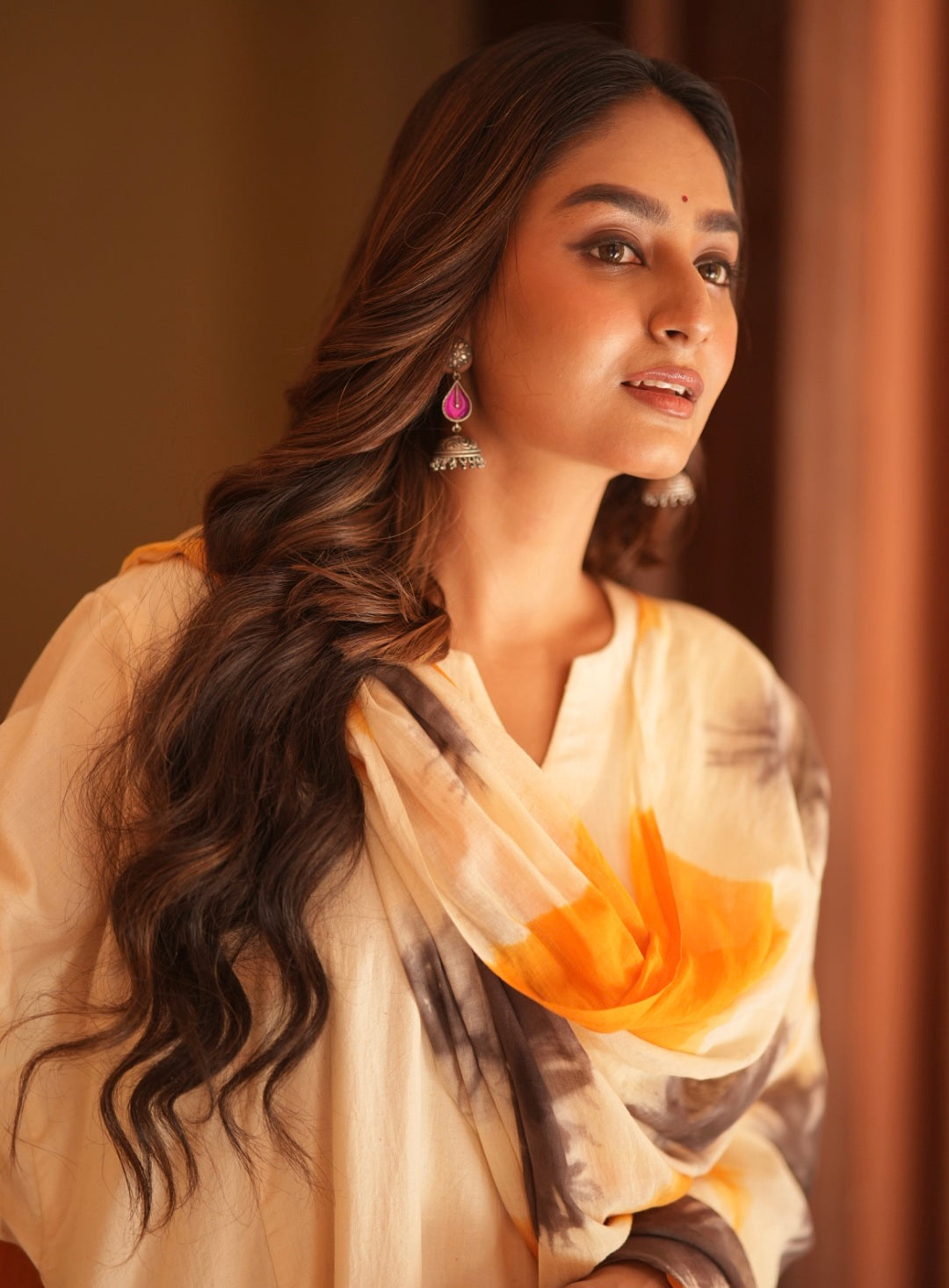 Cream Symphony (Mulmul Bhandej)