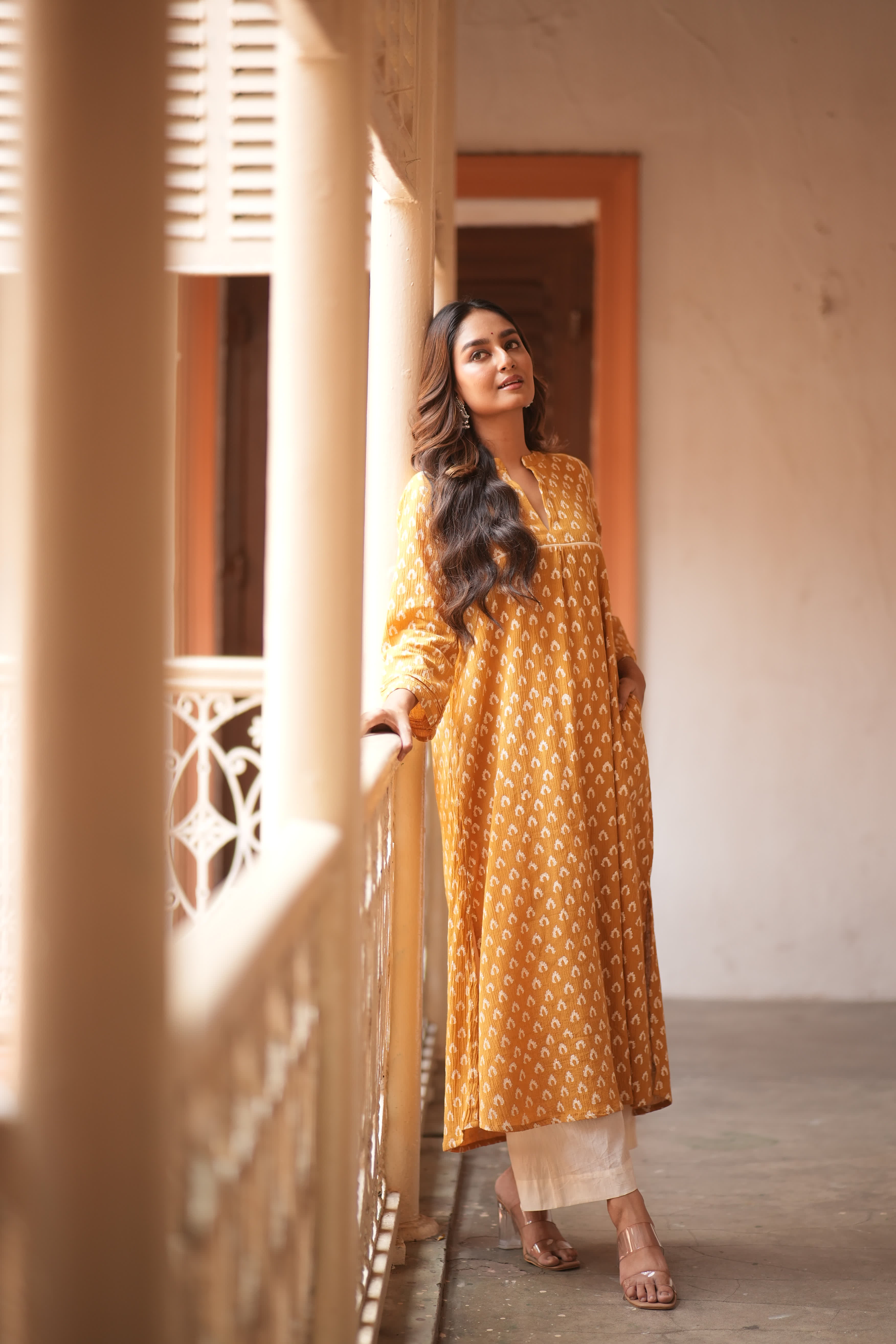 Oorja (Crinkled Cotton)