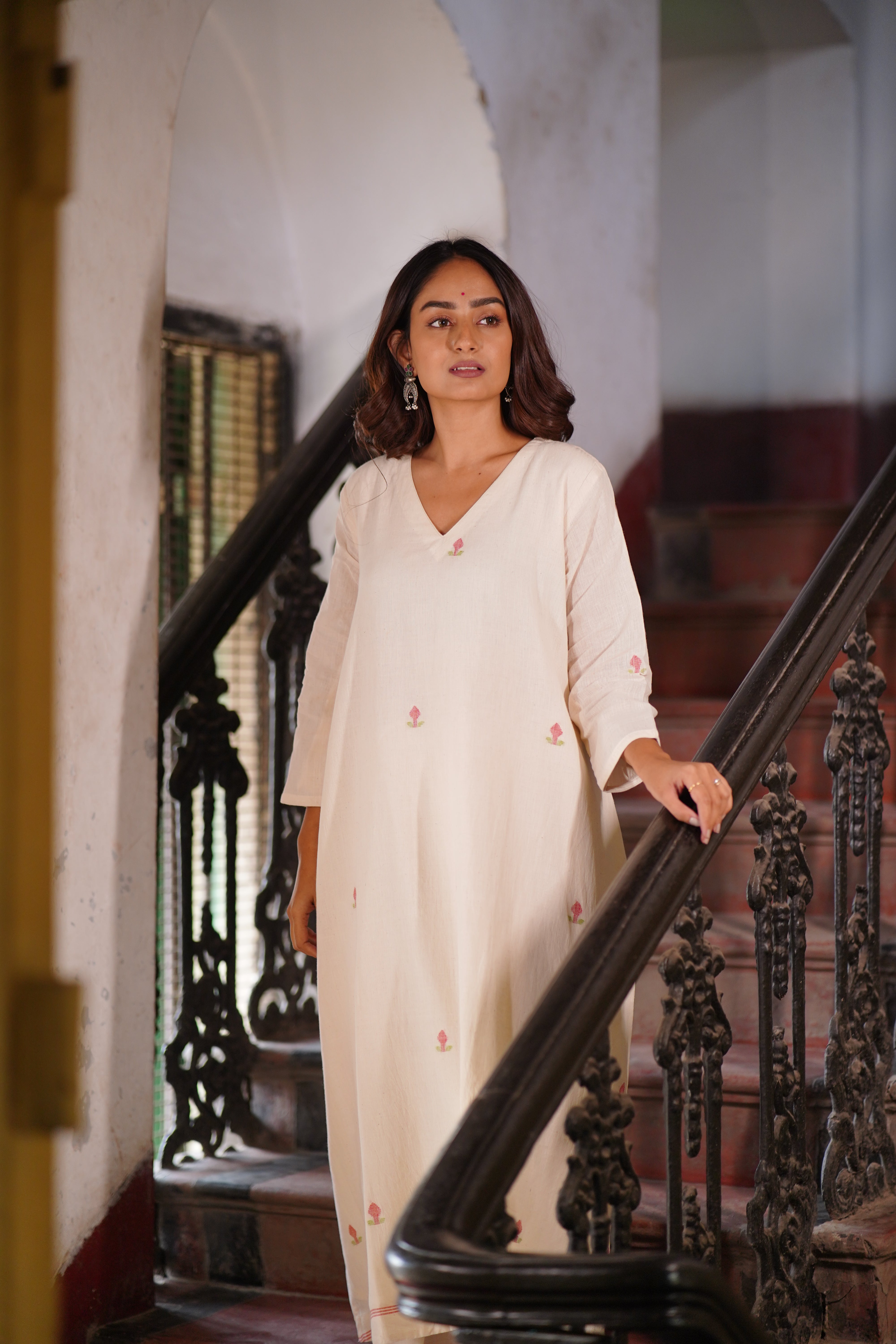 Ivory Elegance (Mulmul Jamdani)