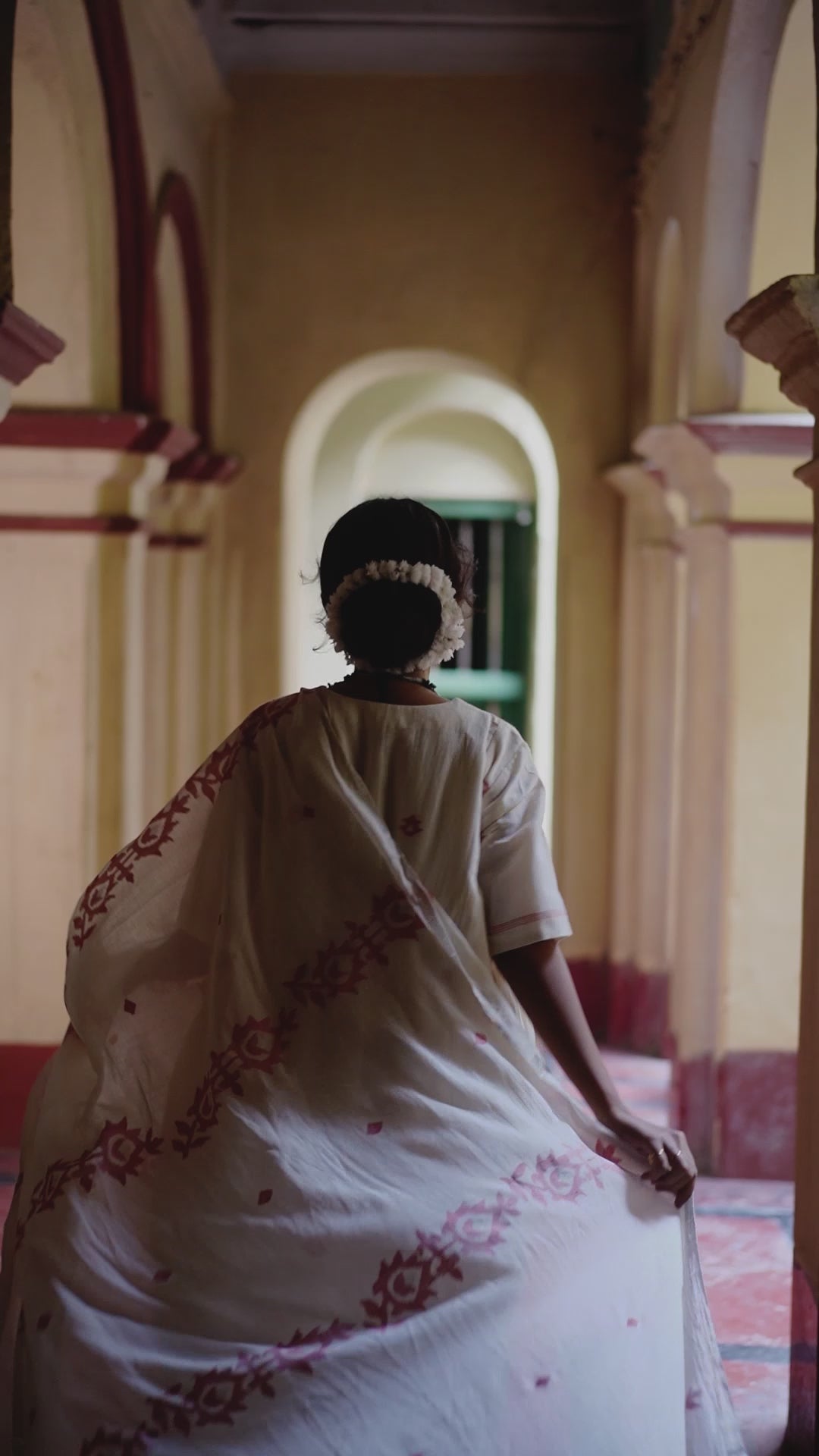 Offwhite Rouge (Mulmul Jamdani)