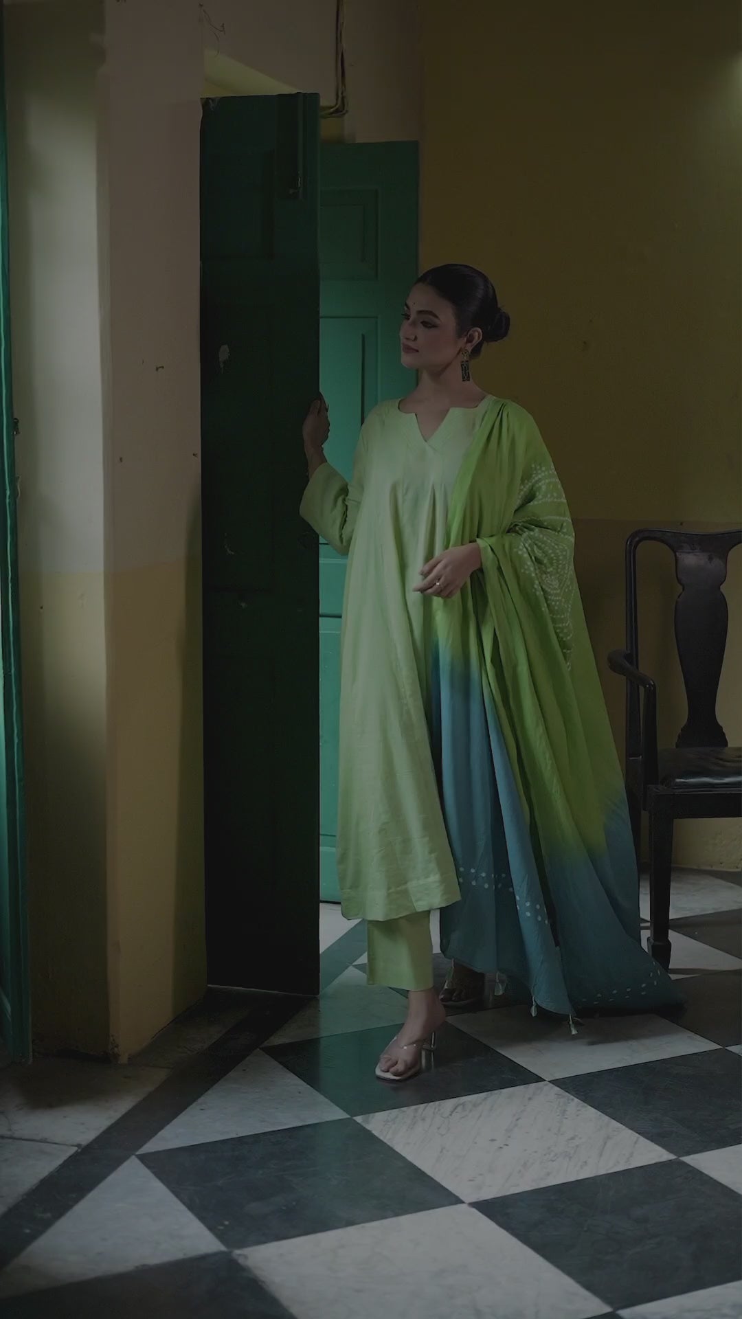 Raunaq-Green (Cotton Bhandej)