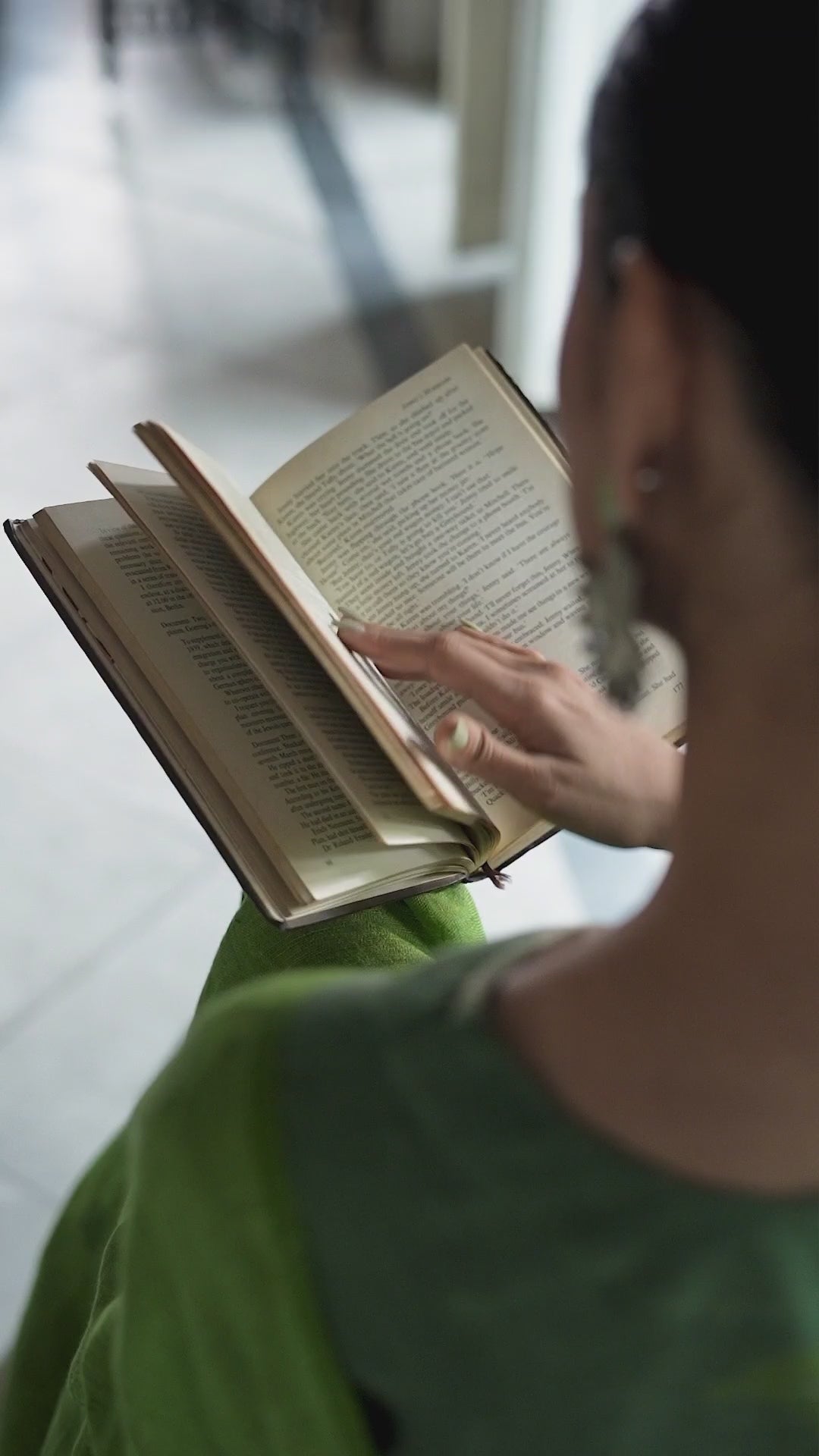 Zaar - Green (Linen Jamdani)