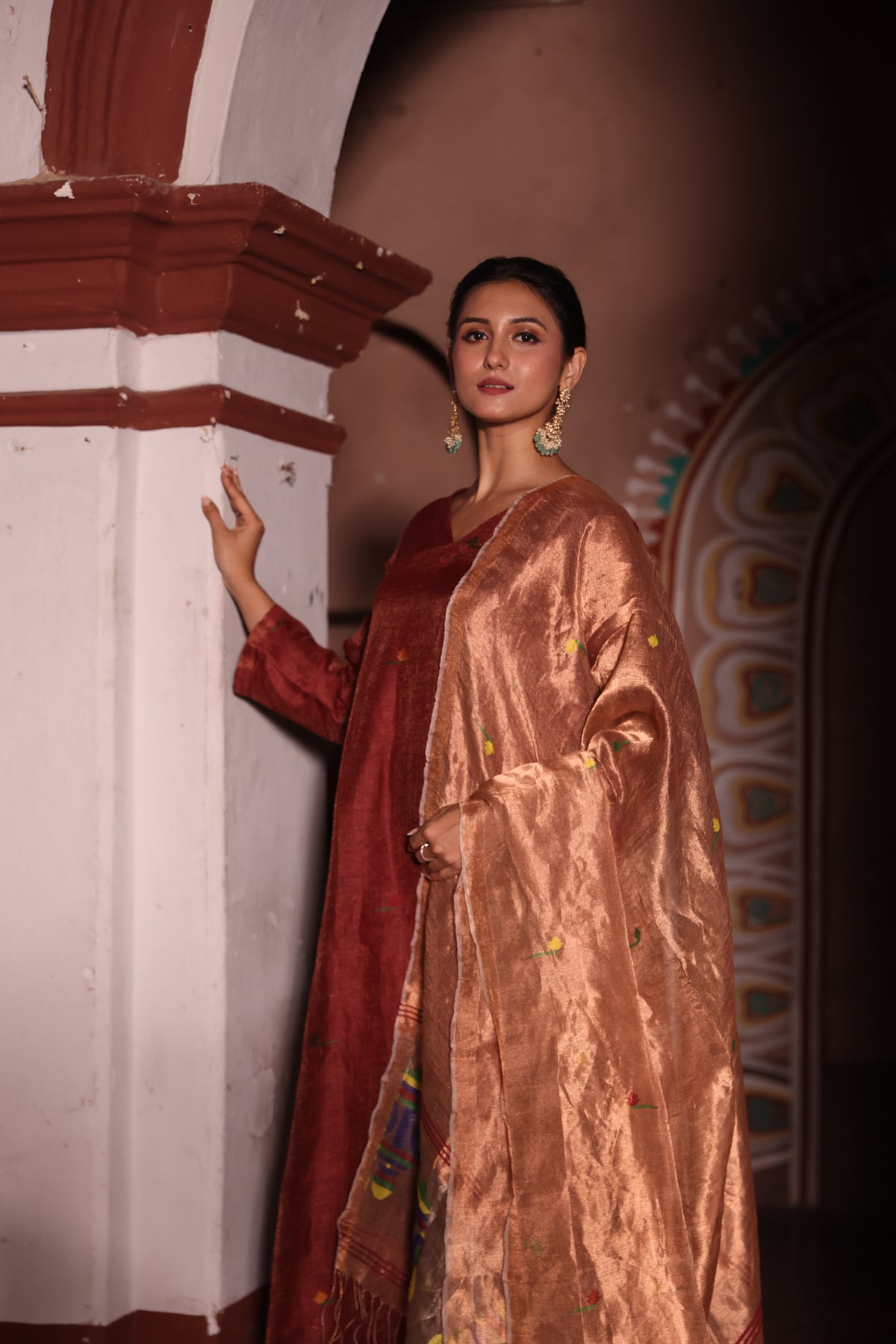 RÀAS- Burnt Maroon (Linen Silk Jamdani)