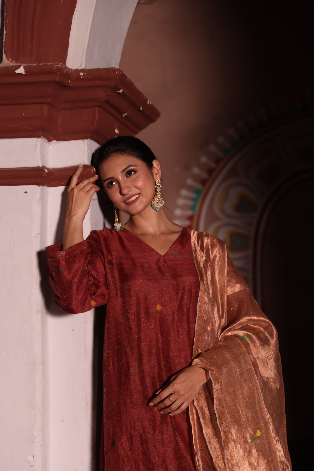 RÀAS- Burnt Maroon (Linen Silk Jamdani)