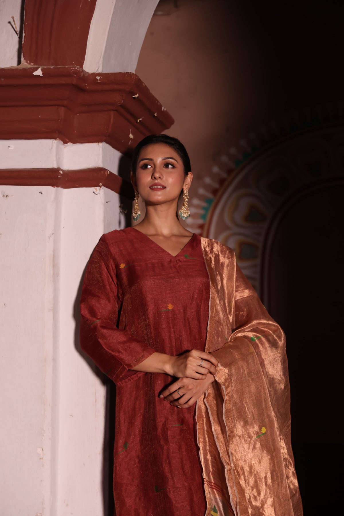 RÀAS- Burnt Maroon (Linen Silk Jamdani)